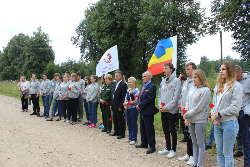 Погода соловьево смоленская область кардымовский. Кардымовское (Ростов). Кардымовский полигон. Соловьево Кардымовский район ВК. Д Соловьево Кардымовский район.