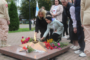 в Кардымово прошло памятное мероприятие, приуроченное к годовщине освобождения Кардымовского района от фашистских захватчиков - фото - 5