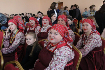 делегация Кардымовского района приняла участие в гала-концерте конкурса «Знаете, каким он парнем был!» - фото - 3