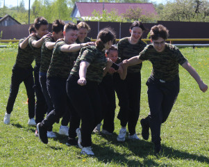 «зарница 2.0»: в военно-спортивную игру сыграли школьники Кардымовского района - фото - 8